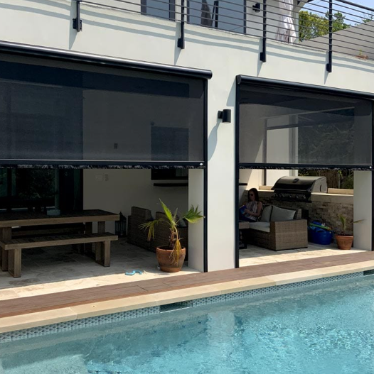 ظلال في الهواء الطلق 10 '&times; 8' مع مسارات جانبية